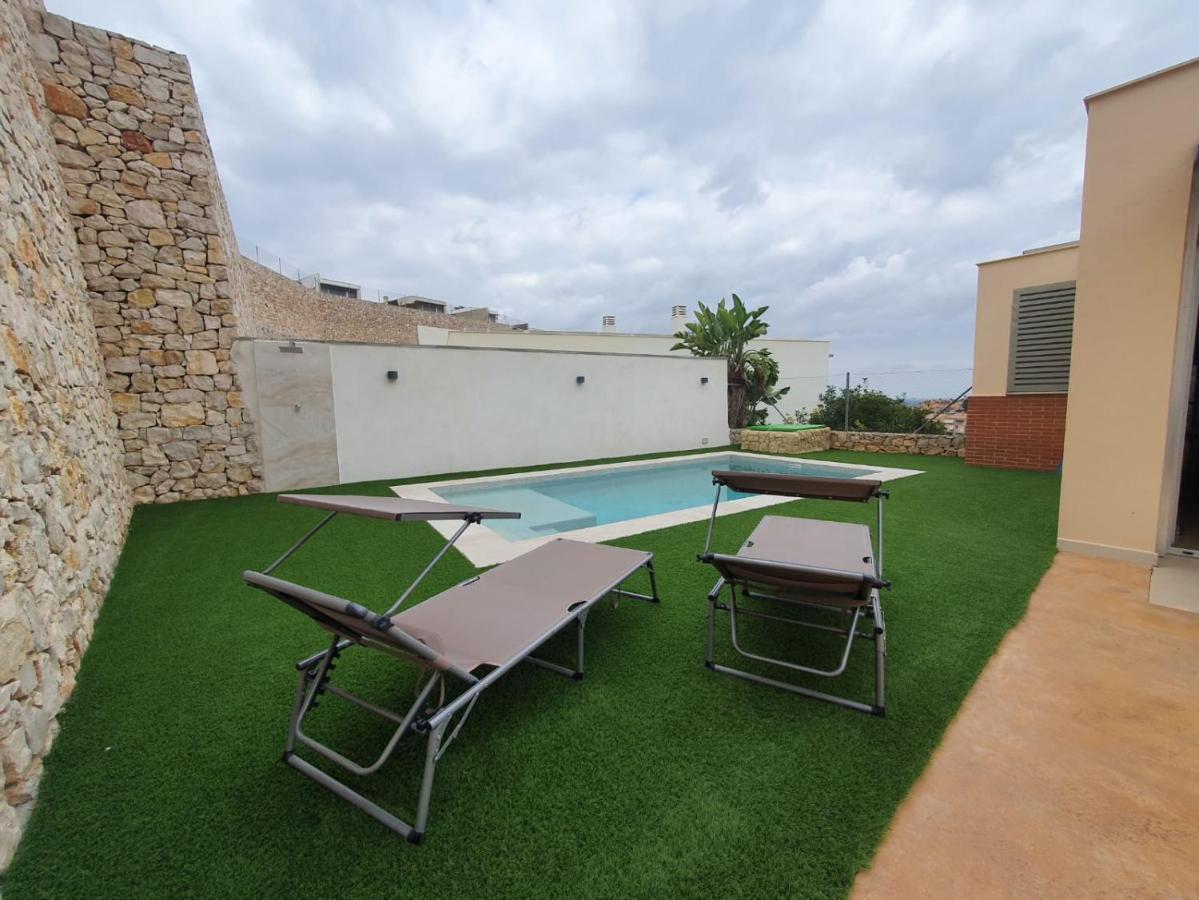 Chalet Con Piscina Privada Valensiya Dış mekan fotoğraf