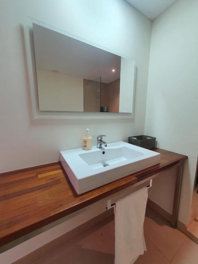 Chalet Con Piscina Privada Valensiya Dış mekan fotoğraf